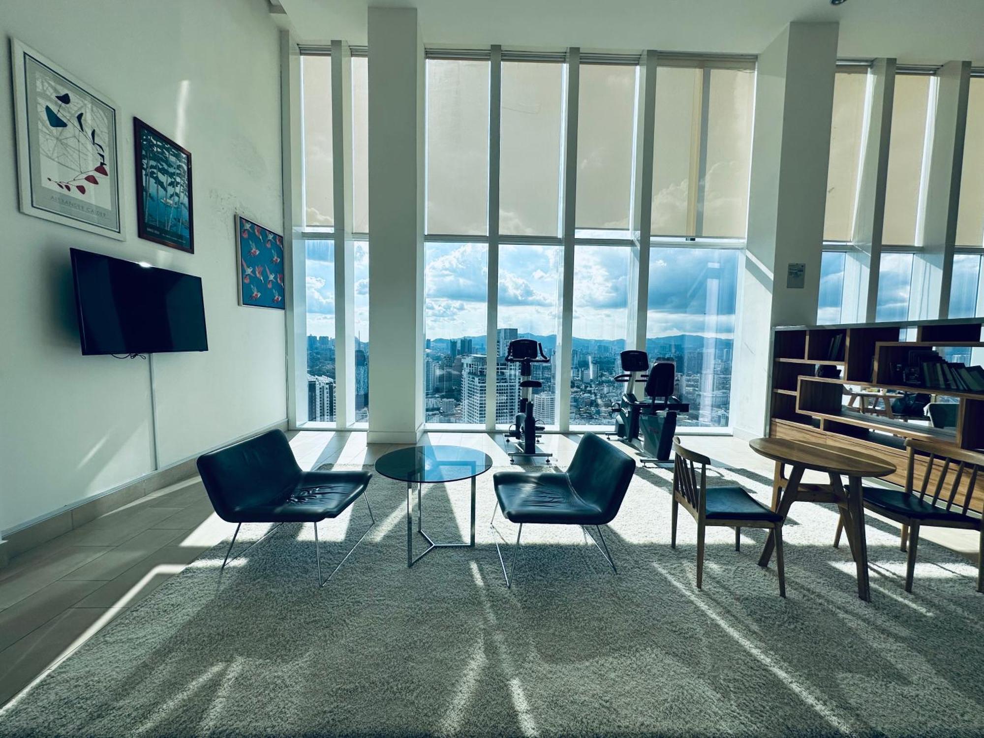 The Platinum Kuala Lumpur By Crown Suites Экстерьер фото